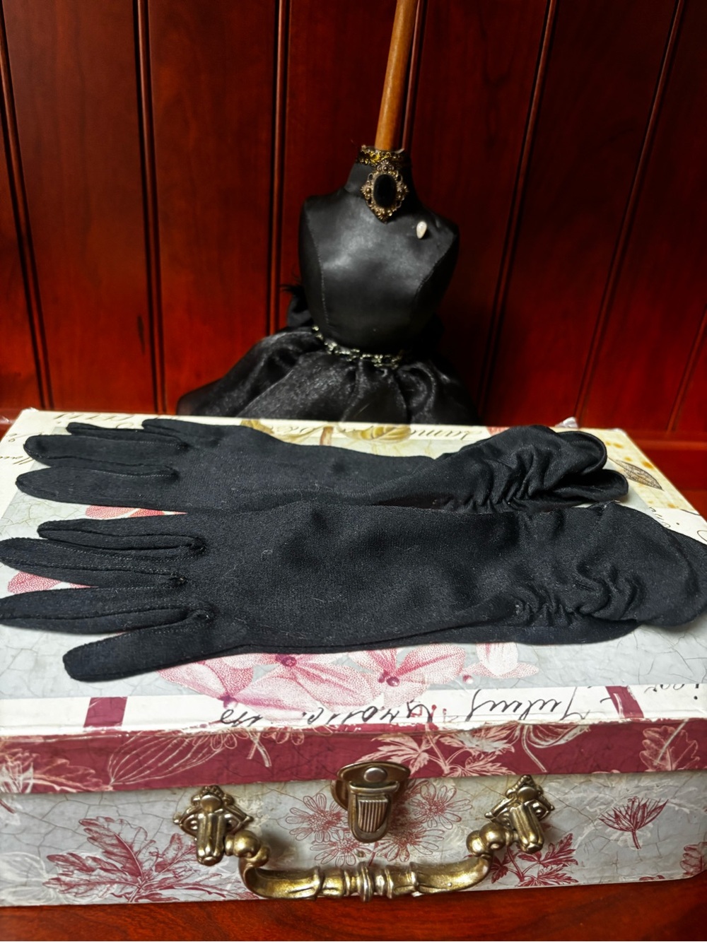 Vintage Black Nylon Gloves: Fownes Embraceable, Size 6-7.5